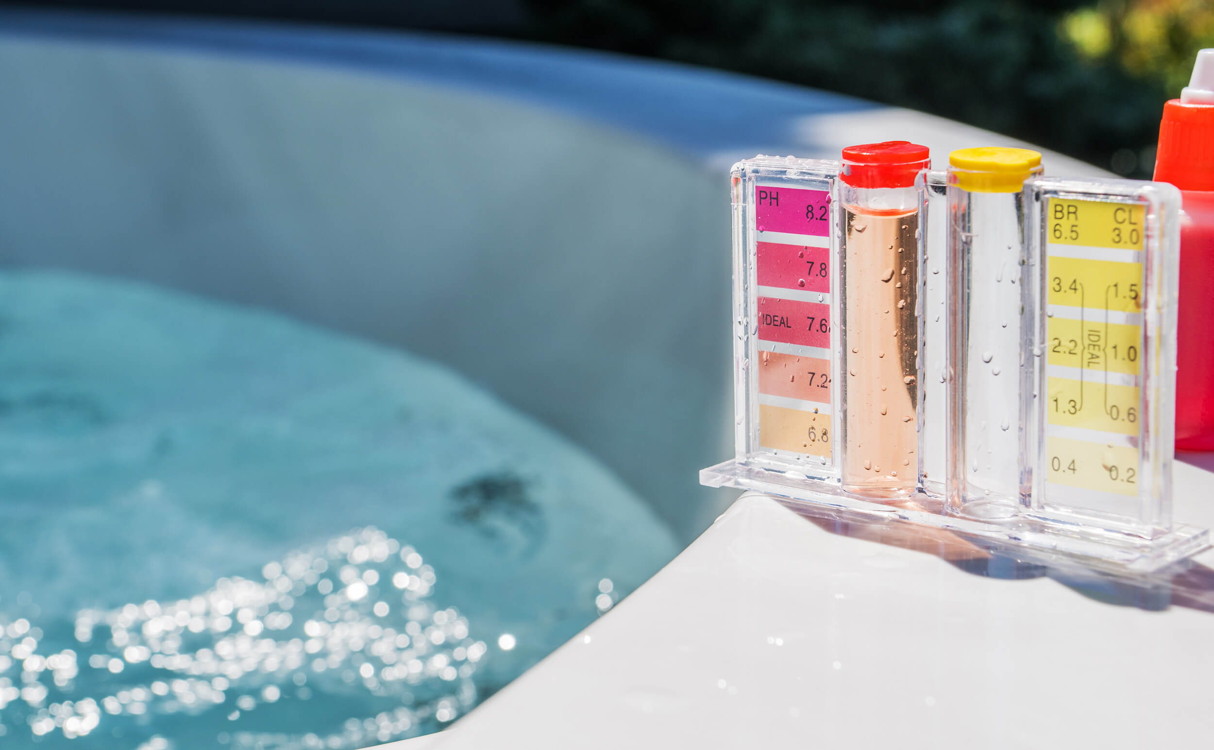 How to clear cloudy pool water: causes and effective solutions