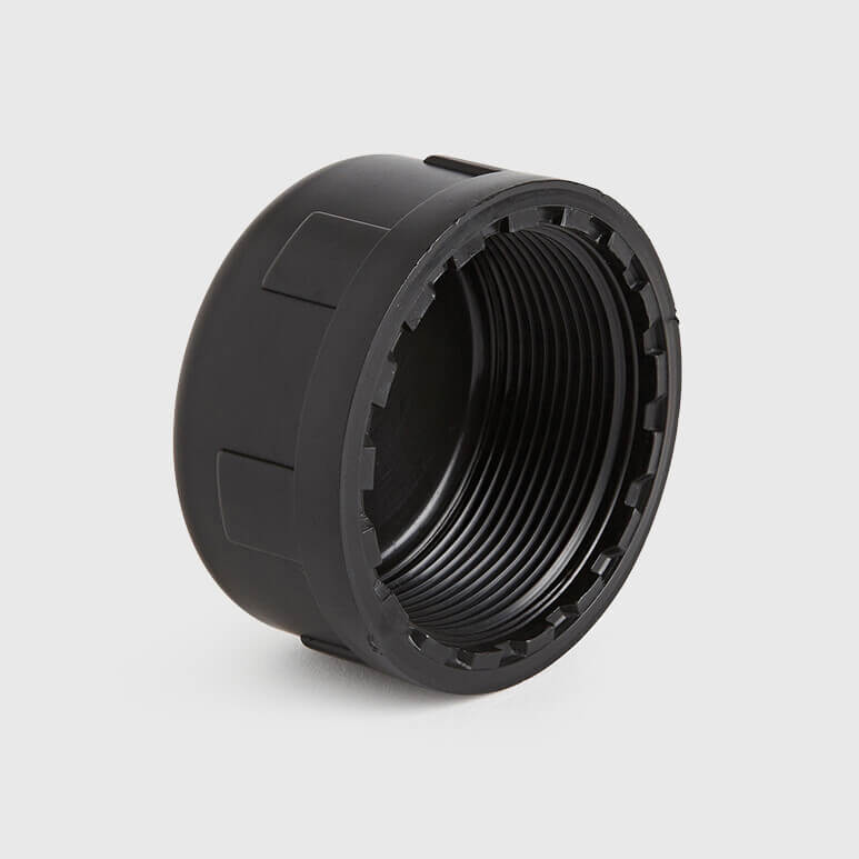 Cap PP 1 1/4" female thread 10bar black